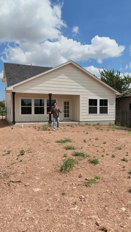 An agent presents an empty room to camera.